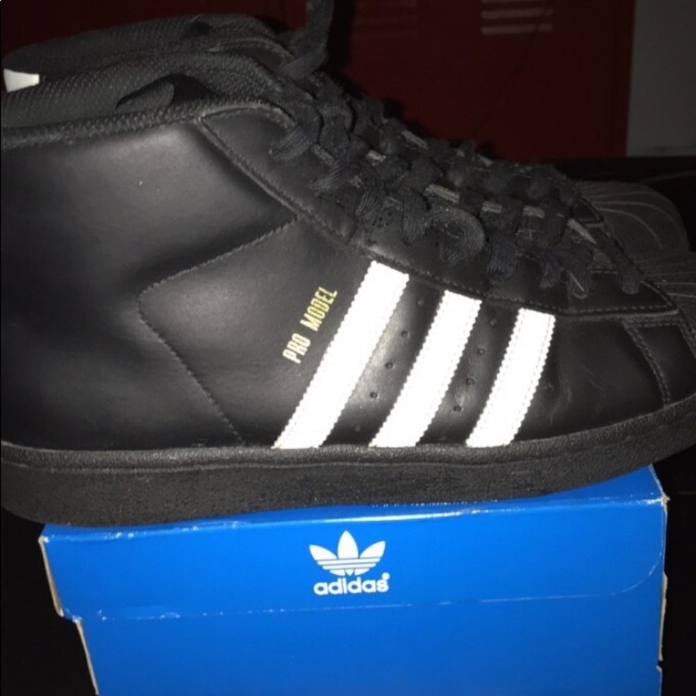 Men’s adidas sneakers